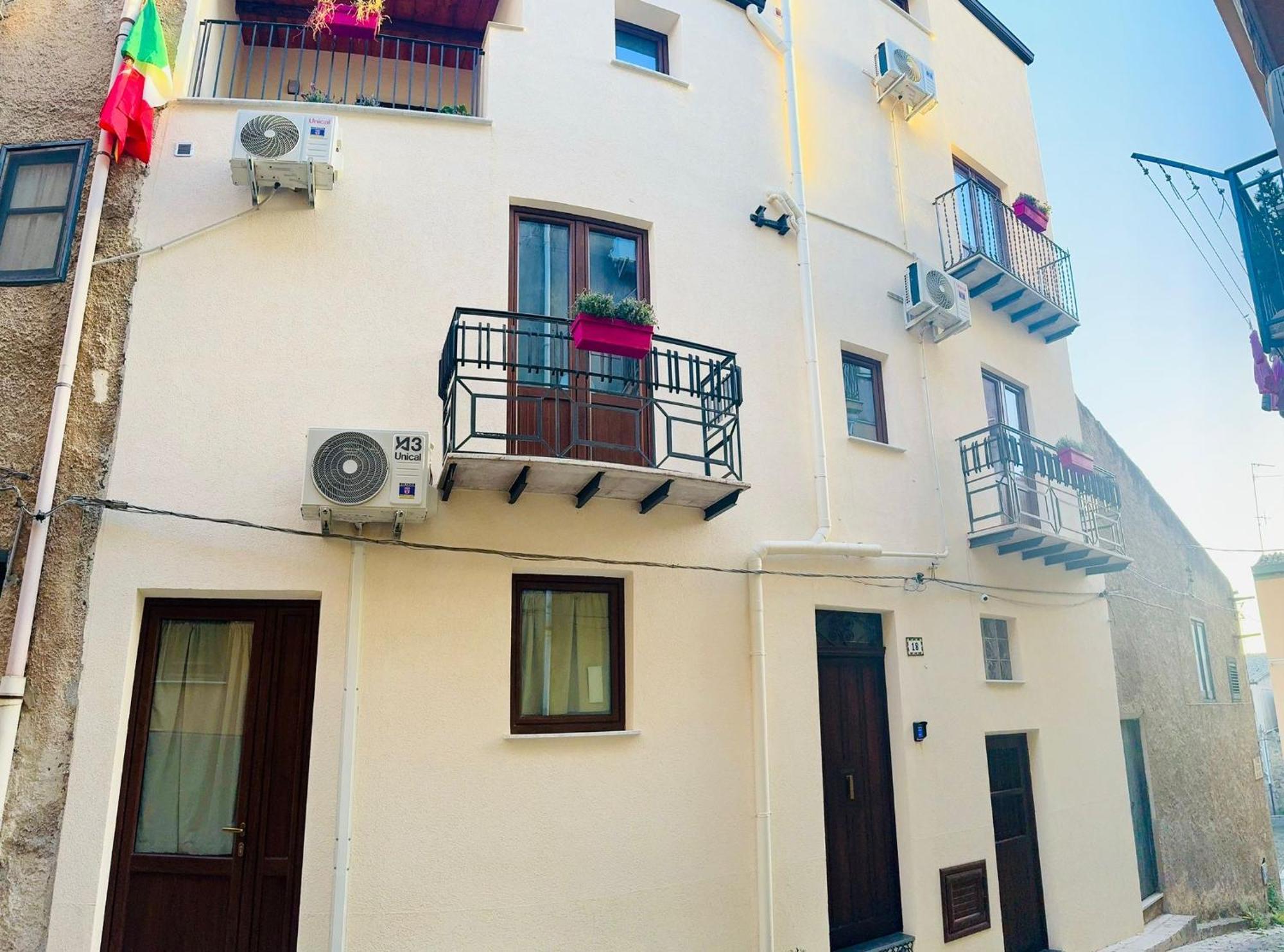 Corleone Home Exterior foto